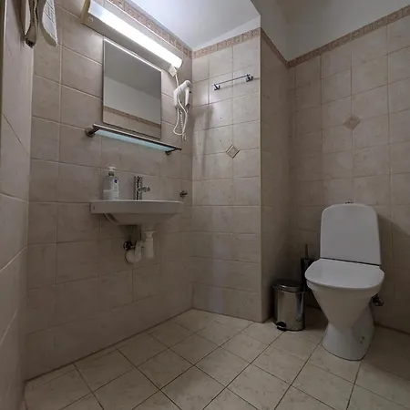 Casa de hóspedes Manor - Self Check-in 3*