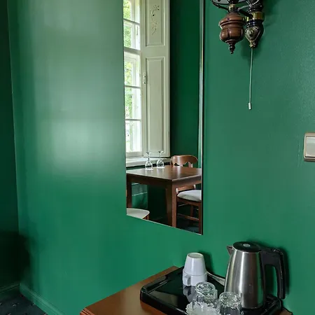 Manor - Self Check-in