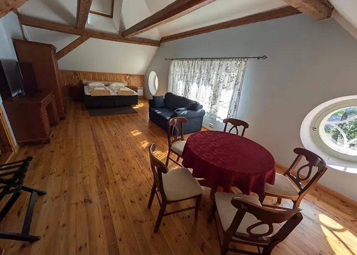 Manor - Self Check-in Palmse